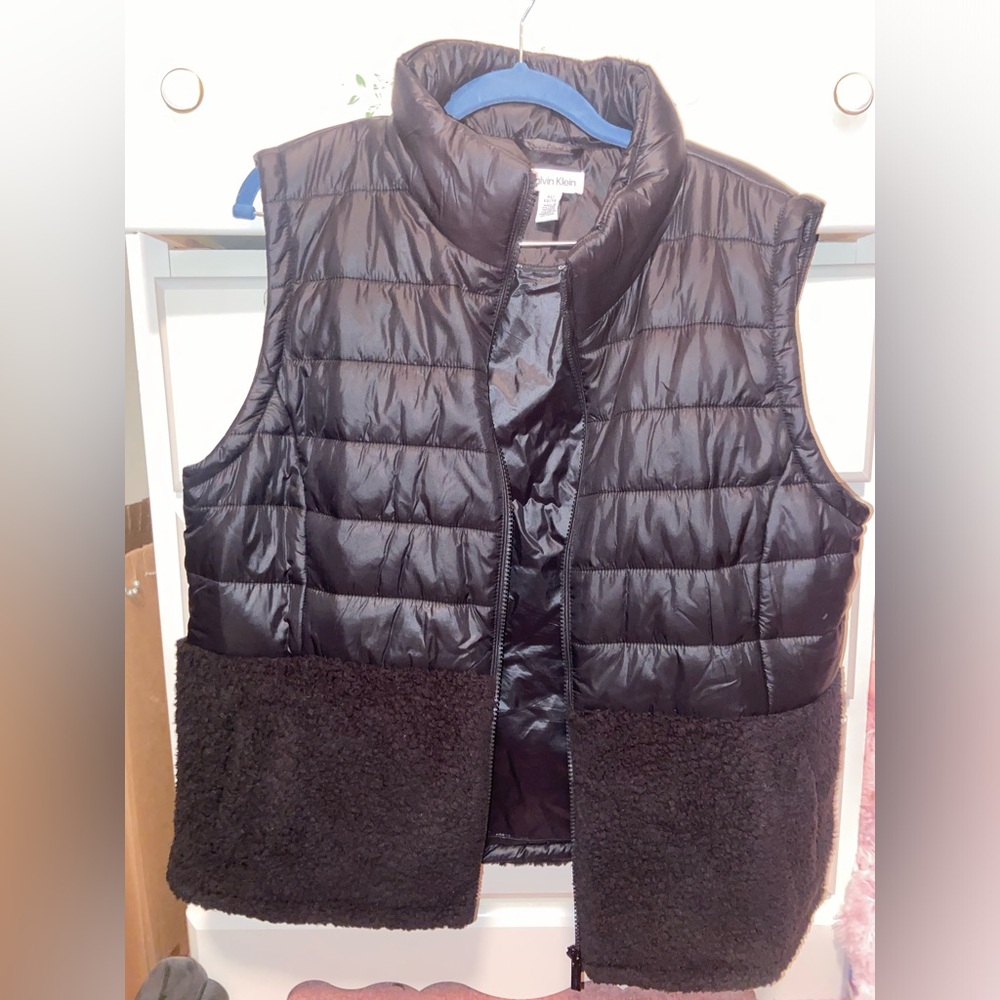 NWOT Calvin Klein Black Puffer Jacket Size XL
